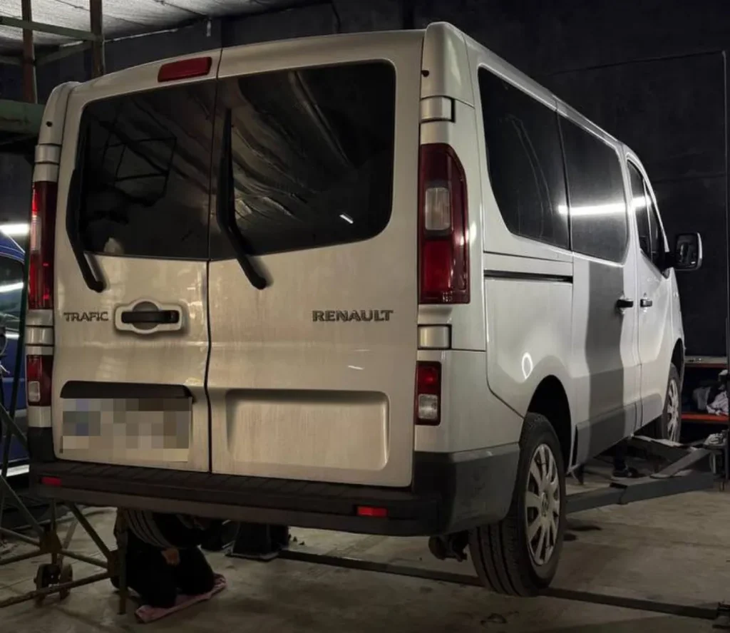 Renault Trafic Диагностика подтеканий